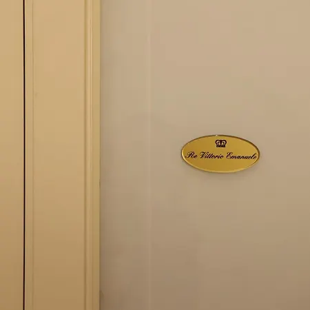 Piazza Dante By Wonderful Italy Pensión