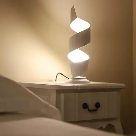 Piazza Dante By Wonderful Italy Pensión Nápoles