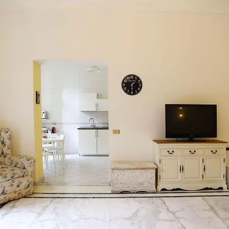 Piazza Dante By Wonderful Italy 3*